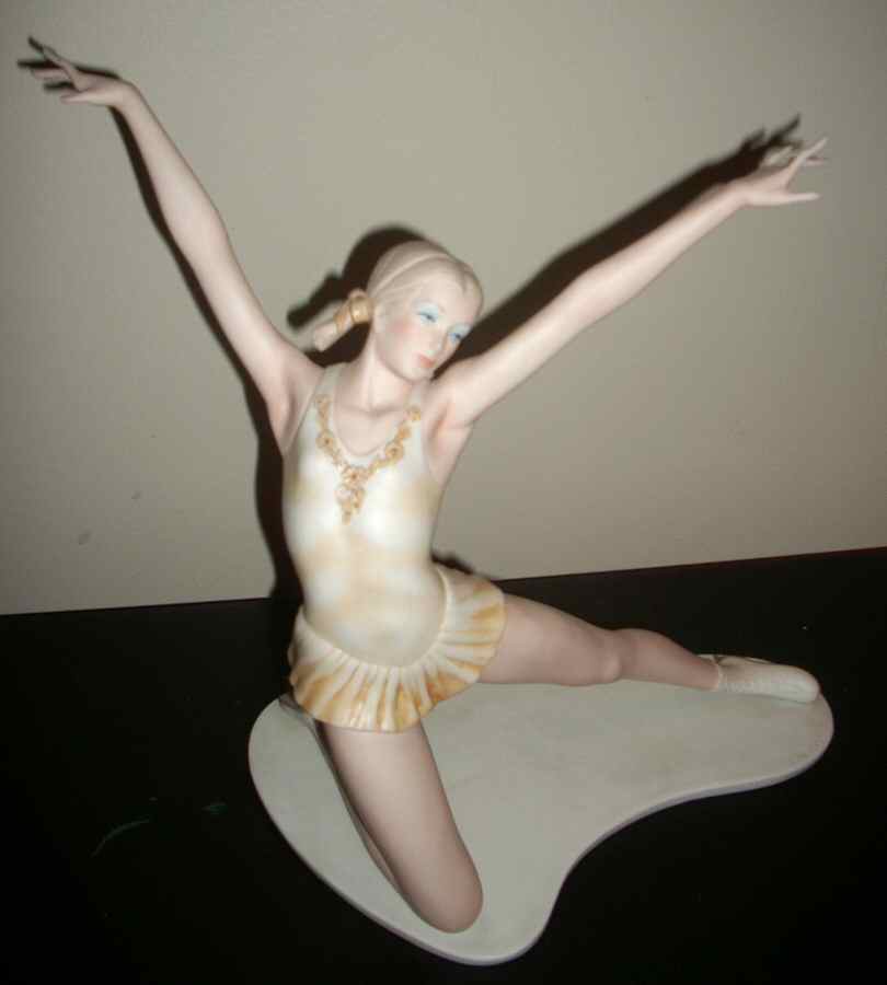Ispanky Figurines Applause - No Box by Ispanky-1
