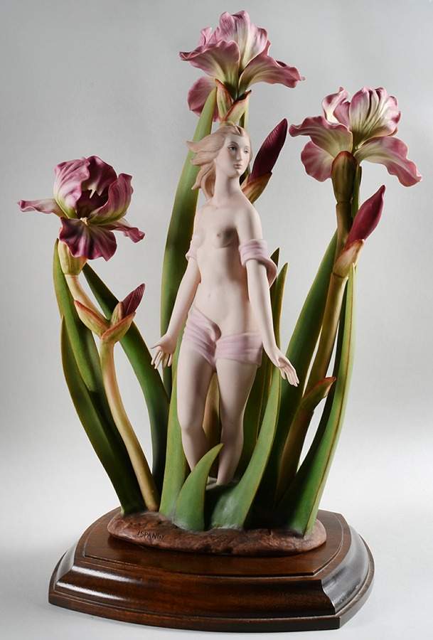 Ispanky Figurines Serene Highness - No Box by Ispanky-1