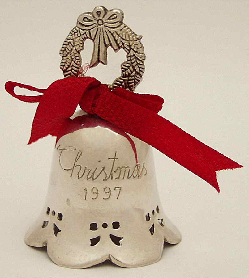 Annual Silverplate Bell Wreath - Boxed by International Silver-1