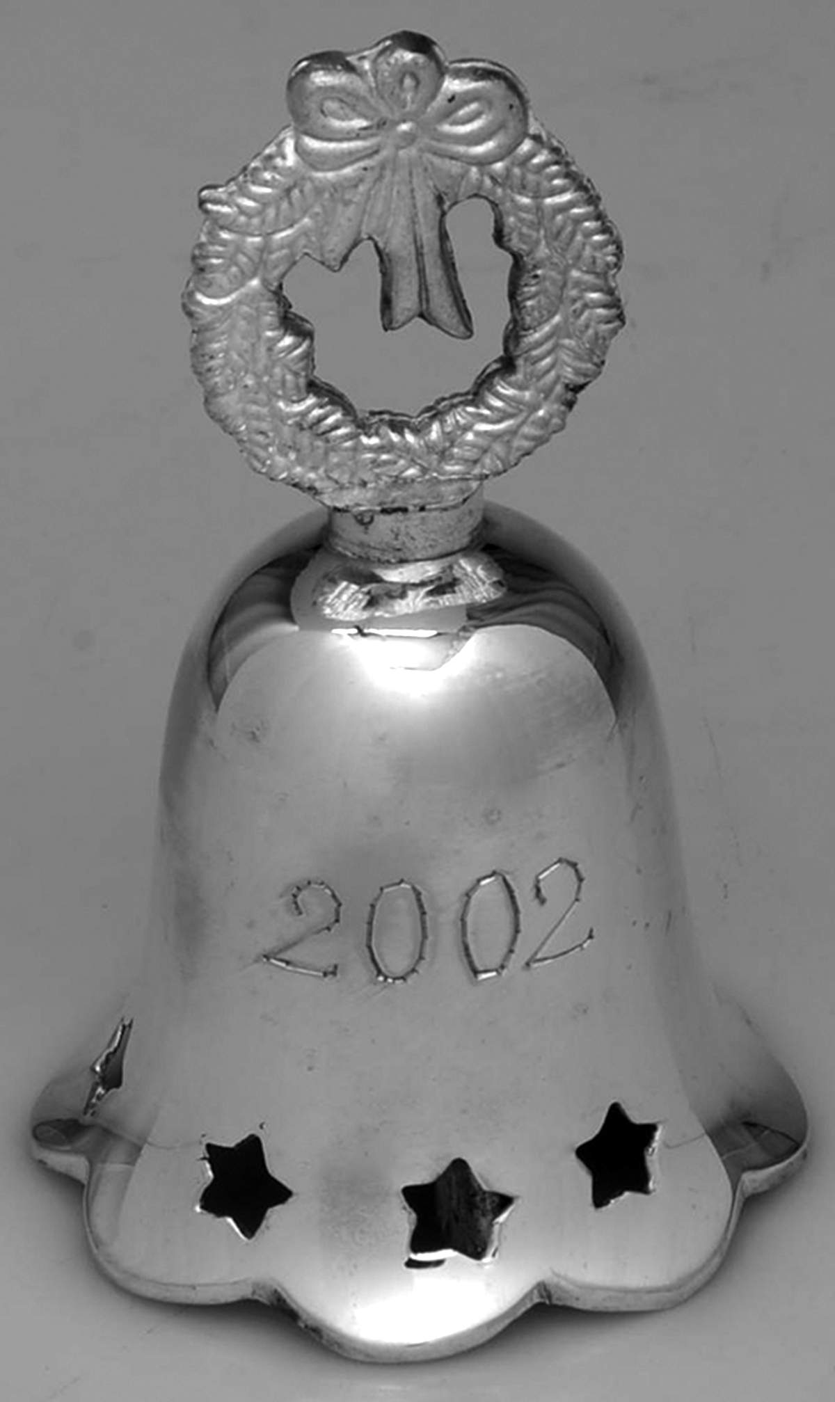 Annual Silverplate Bell Wreath, Star Pierced - Boxed by International Silver-1