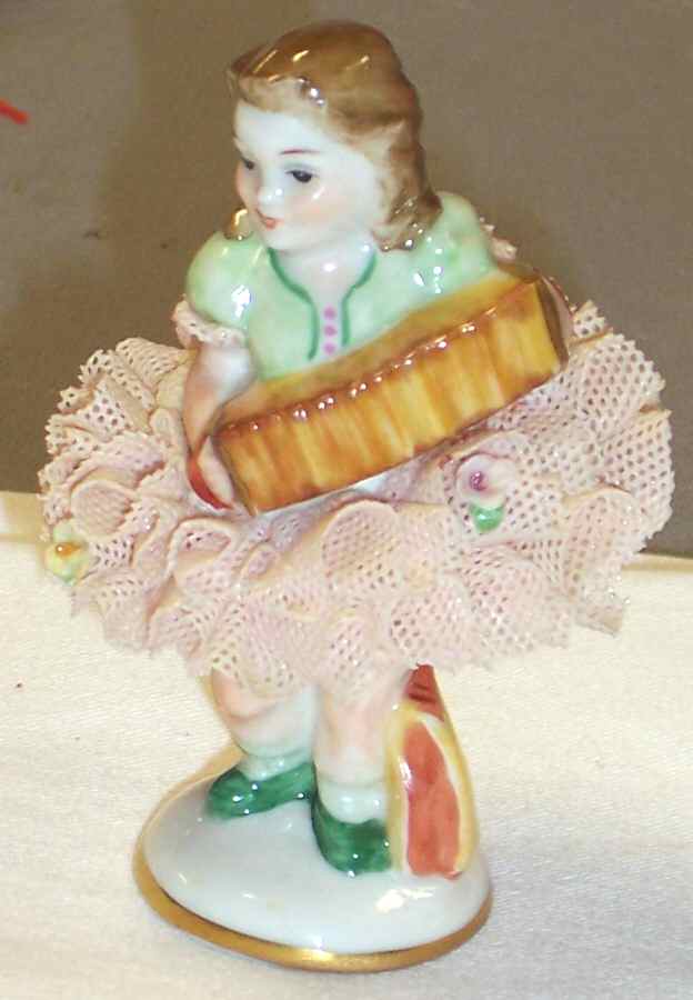 Irish Dresden Lace Figurines Breda - No Box by Muller & Co-1