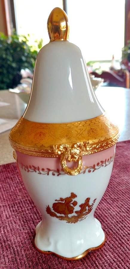 Imperial Limoges Giftware The Proposal Box-Gold Trim - No Box by Imperial Limoges-1