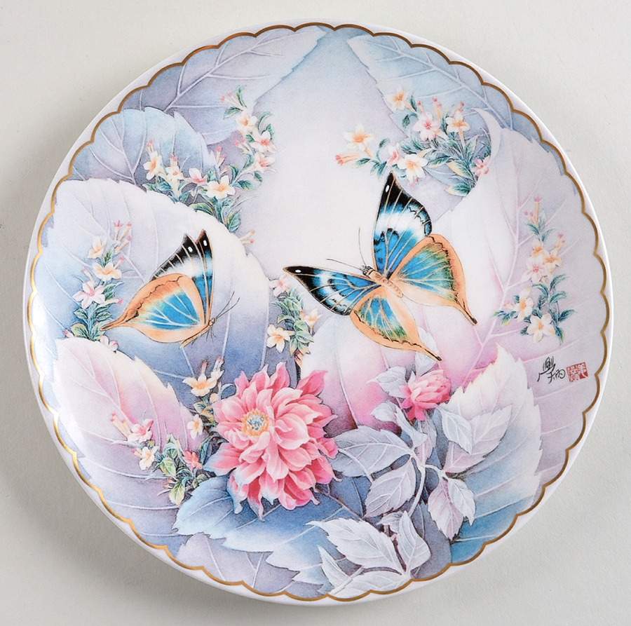 Garden of Satin Wings A Morning Dream - With Box by Imperial Jingdezhen-1