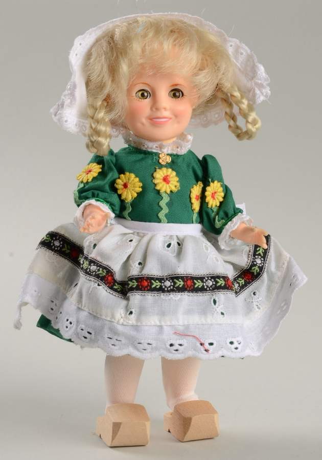Shirley Temple Heidi - Boxed by Ideal-1