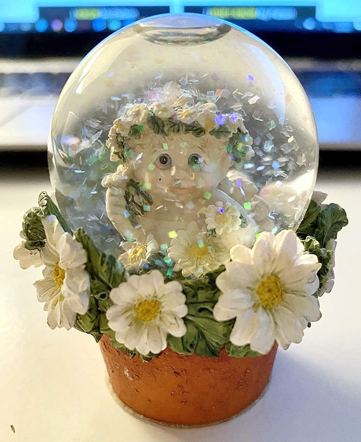 Dreamsicles Snowglobe Sunflower - Boxed by Cast Art-1