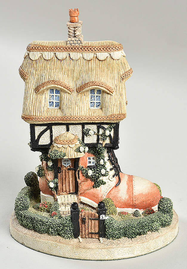 Shoemakers Dream Rosie's Cottage - Boxed by John Hine Studios-1