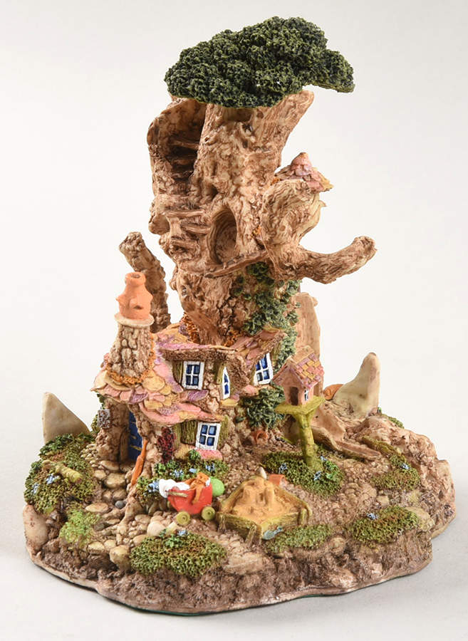 Woodly Wise Wendy House - No Box by John Hine Studios-1