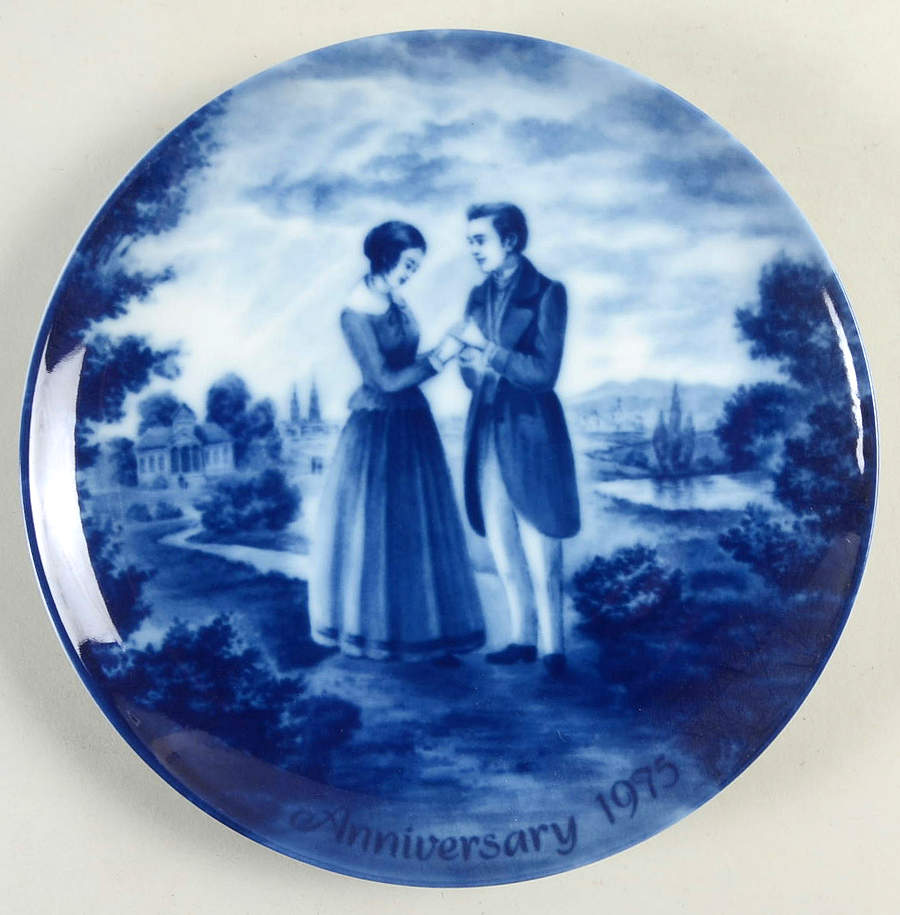 Anniversary Plate Tender Moment - Boxed by Kaiser-1