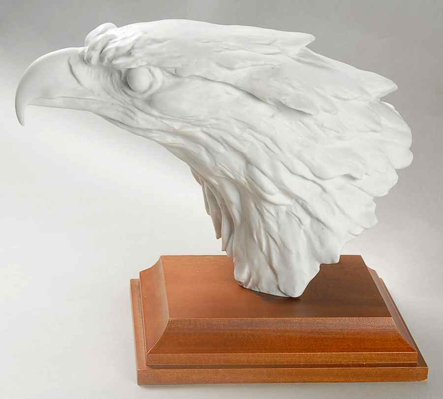 Birds Bald Eagle Bust-White Bisque - Boxed by Kaiser-1