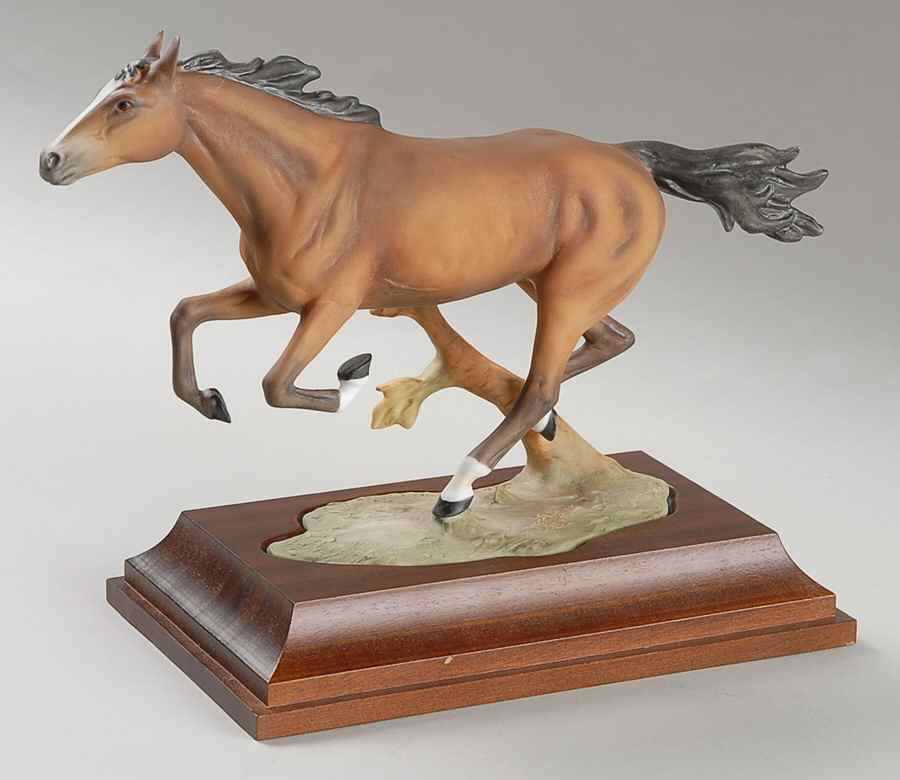 Horses Horse Finale(Colored Bisque) - Boxed by Kaiser-1