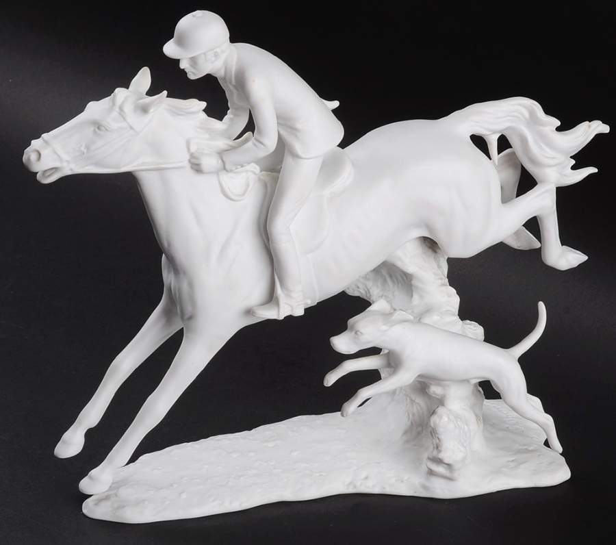 Sports Fox  Hunt - With Box by Kaiser-1