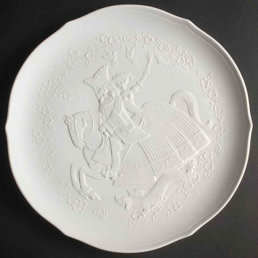 Kaiser Plate Renaissance Figures On A Horse - Boxed by Kaiser-1