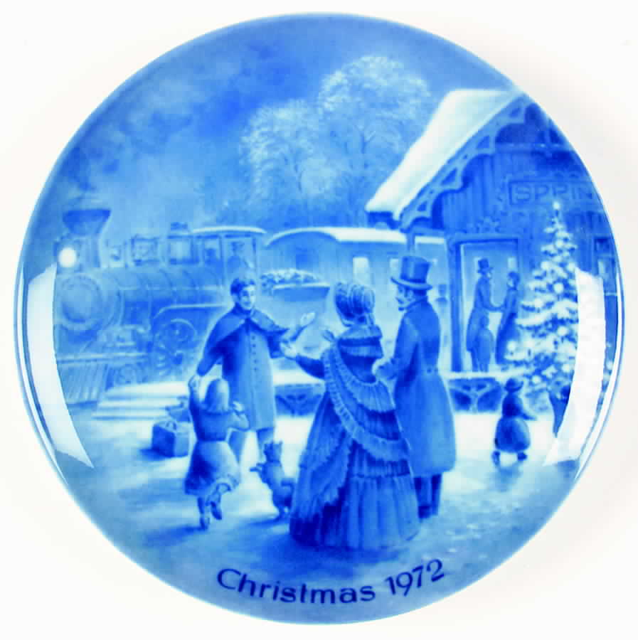 Kaiser Christmas Plate Coming Home For Christmas - Boxed by Kaiser-1