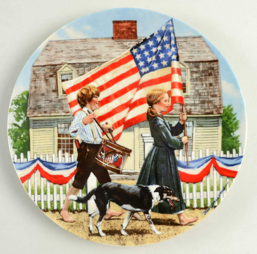 Americana Holidays The Fourth Of July - With Box by Edwin Knowles-1