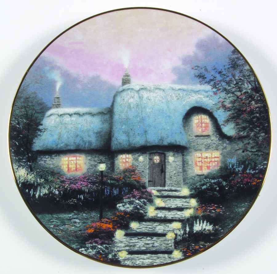 Garden Cottages of England Candlelit Cottage - Boxed by Edwin Knowles-1