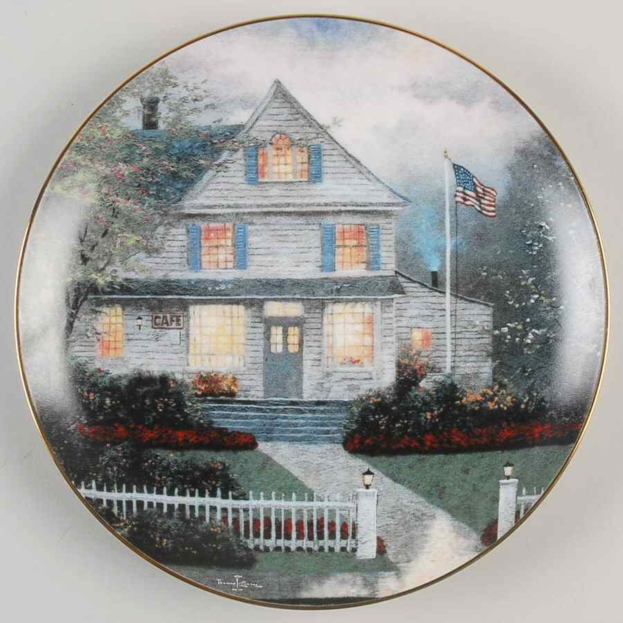 Home Is Where The Heart Is Twilight Cafe - Boxed by Edwin Knowles-1