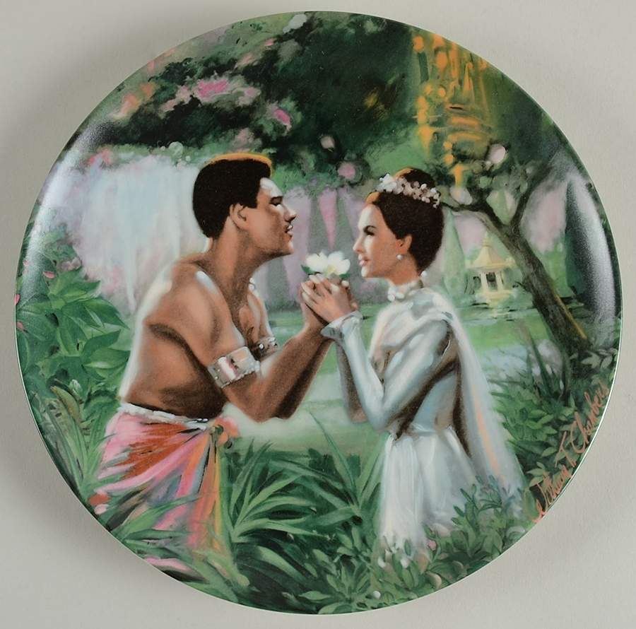 The King & I We Kiss In A Shadow - Boxed by Edwin Knowles-1