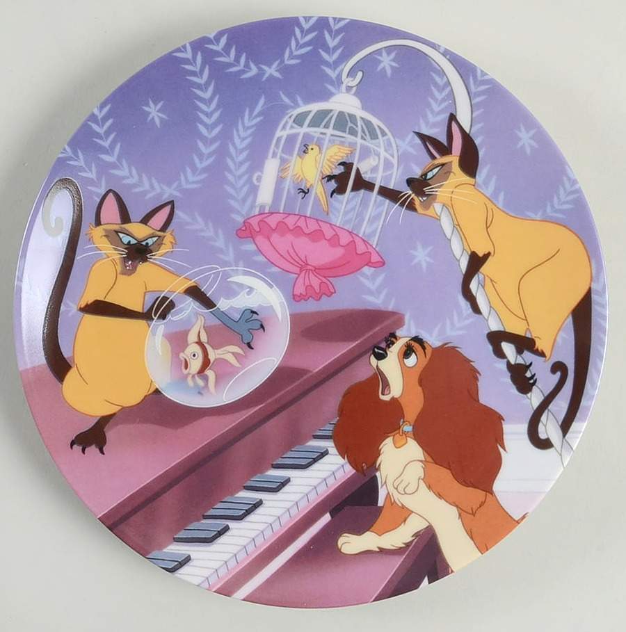 Lady & The Tramp Double Siamese Trouble - No Box by Edwin Knowles-1