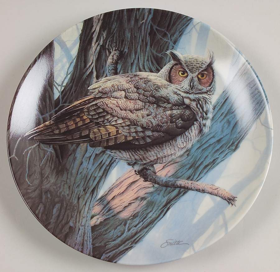 Majestic Birds of North America The Great Horned Owl - No Box by Edwin Knowles-1
