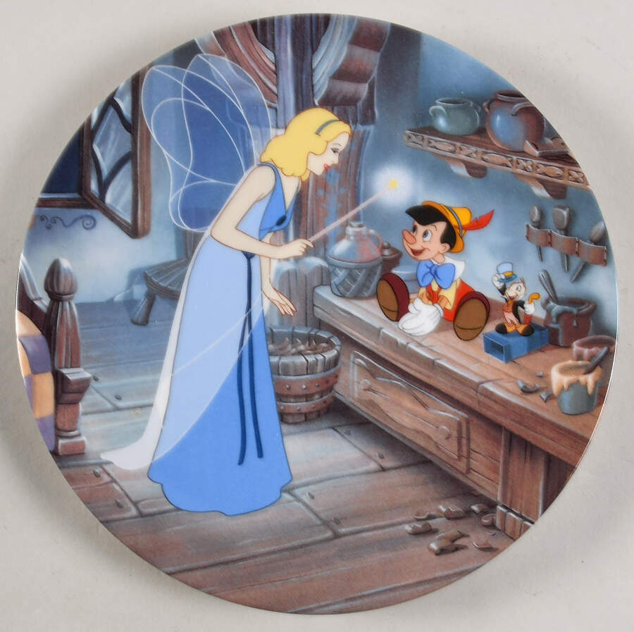 Pinocchio I'Ve Got No Strings On Me - No Box by Edwin Knowles-1
