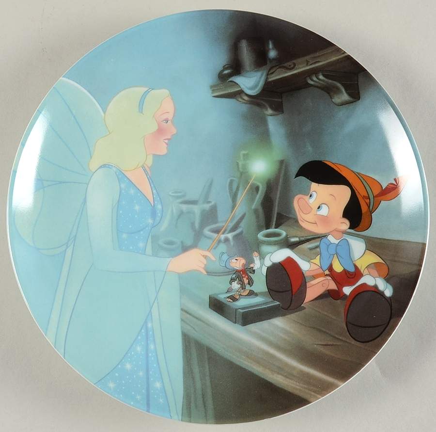 Pinocchio Pinocchio And The Blue Fairy - Boxed by Edwin Knowles-1