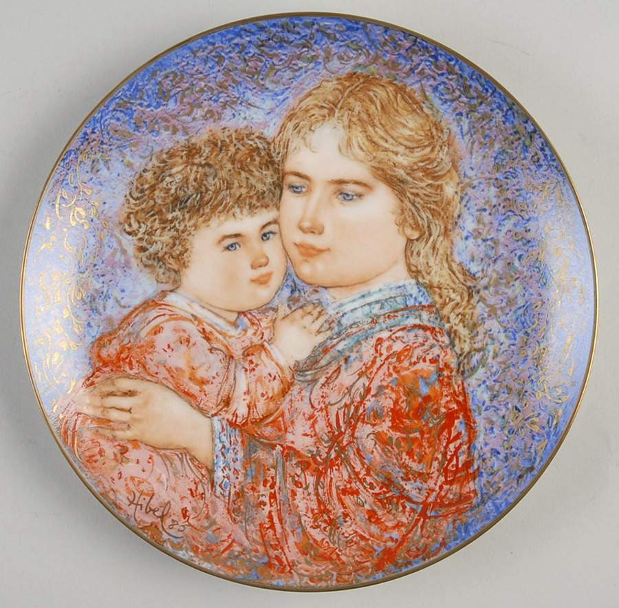 Hibel Mother's Day Erica  And Jamie - Boxed by Edwin Knowles-1