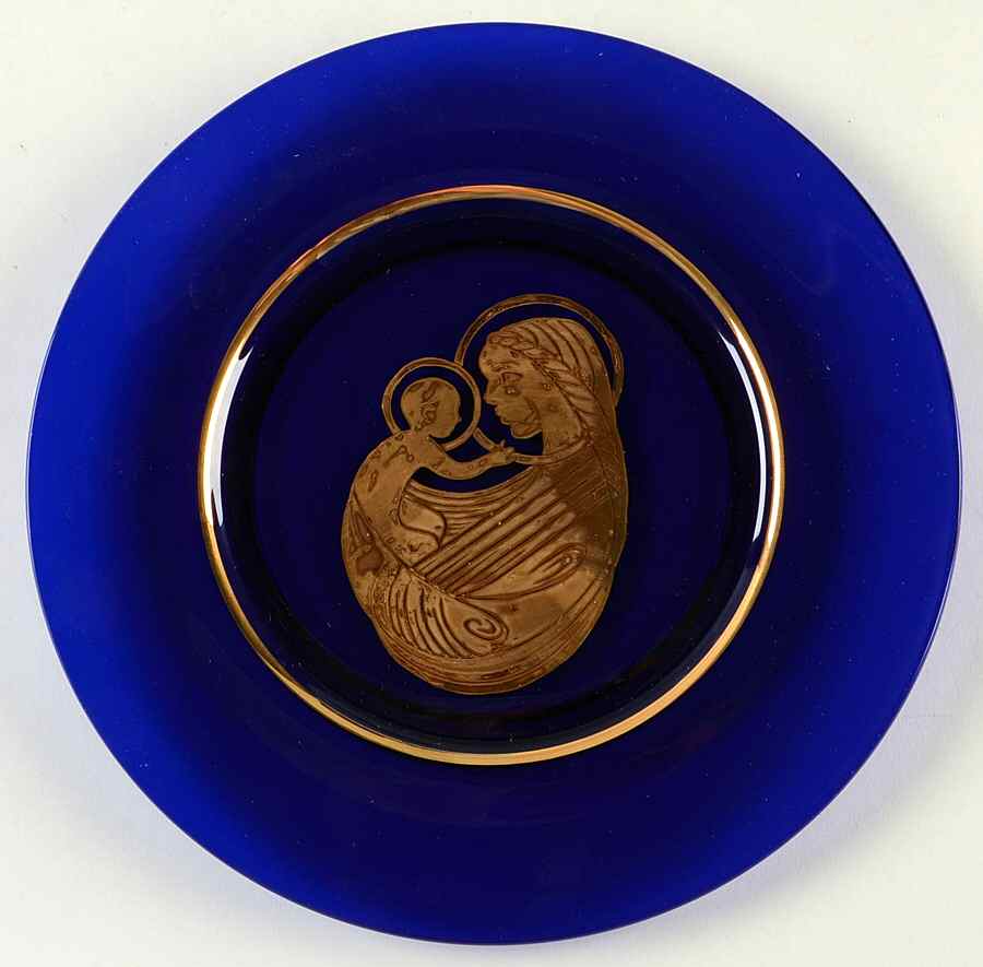 Annual Plate Mother And Child - With Box by Kosta-Boda-1