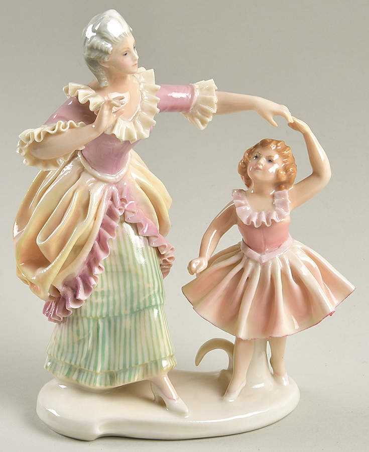 Karl Ens Figurine Mother And Daughter Dancing - No Box by Karl Ens-1