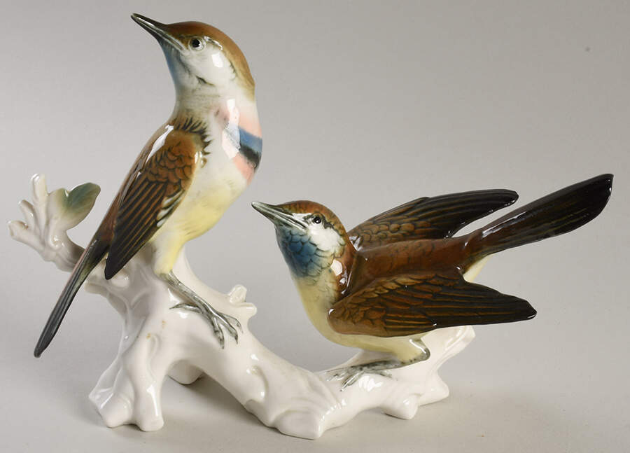 Karl Ens Figurine Blue Throat Pair On Branch - No Box by Karl Ens-1
