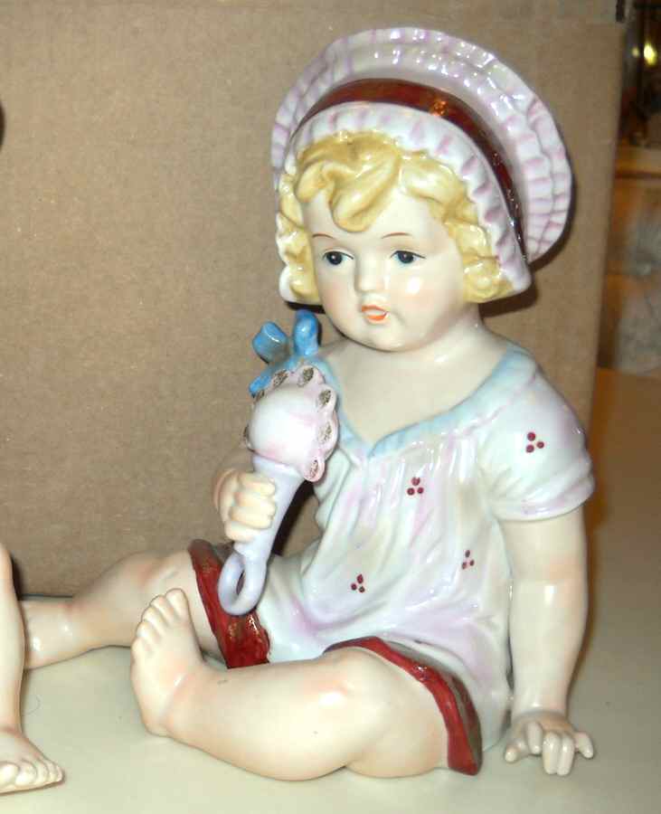 KPM Figurines Piano Girl W/ Rattle - No Box by KPM-1