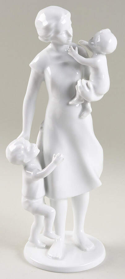 Family Mother And Children-White Glaze - Boxed by Kaiser-1