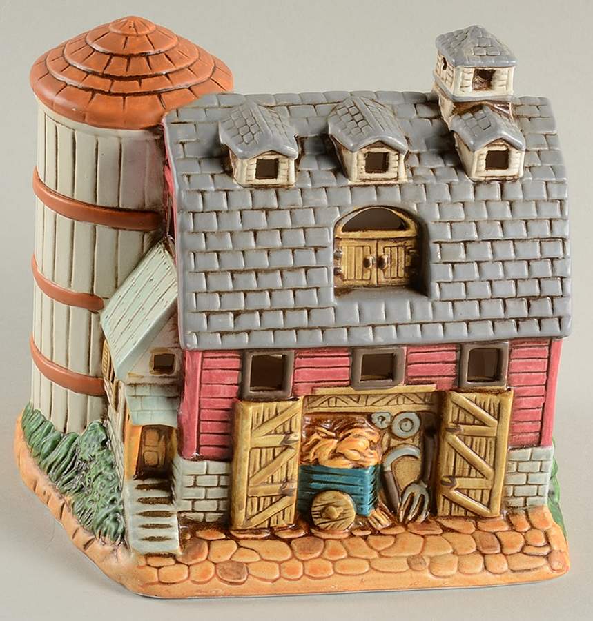 Colonial Village Cole's Barn - Boxed by Lefton-1