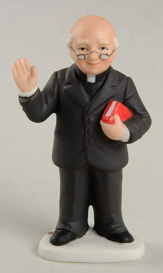 Colonial Village Reverend O'Toole - No Box by Lefton-1