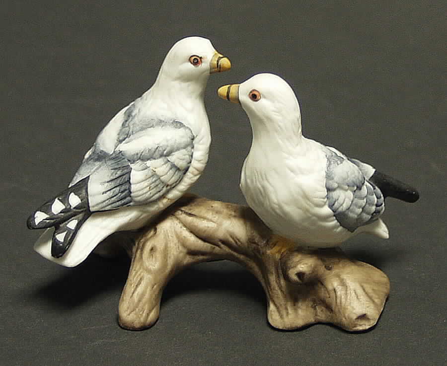 Lefton Figurines Pair Of Birds - No Box 42 by Lefton-1