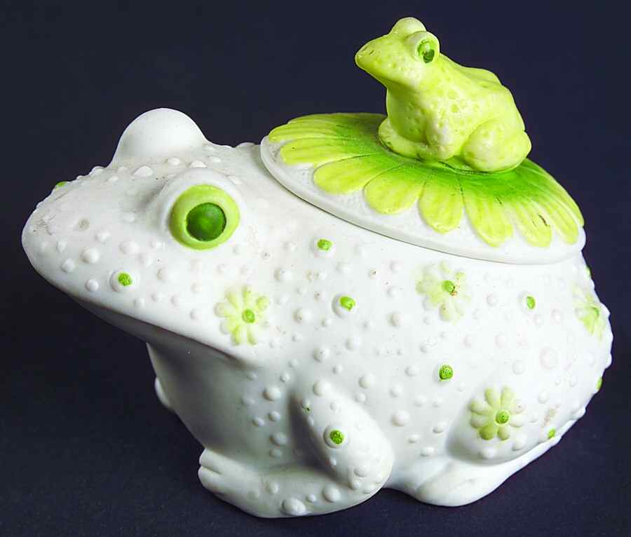 Lefton Figurines Frog-Covered Box - Boxed by Lefton-1