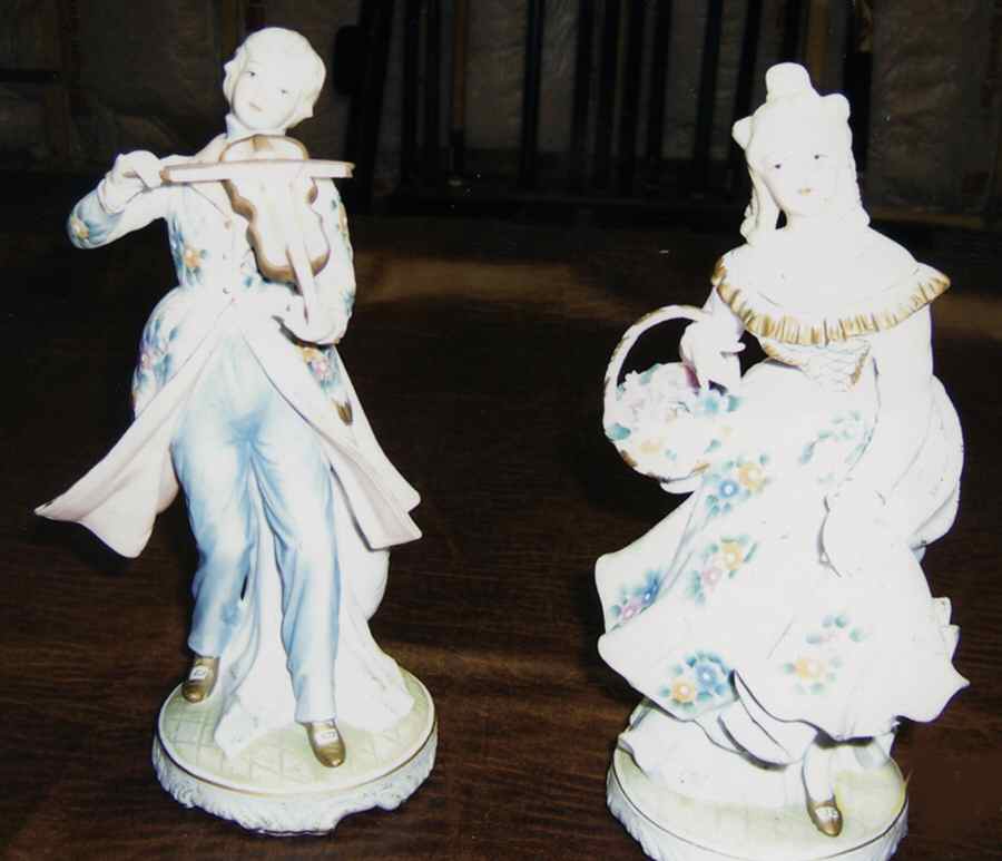 Lefton Figurines Old Masters Pair-Blue Floral - With Box Bx318 by Lefton-1