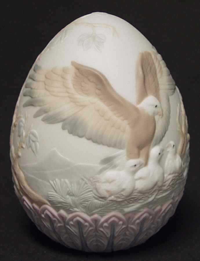 Annual Egg 1997-Eagle & Eaglets - Boxed by Lladro-1