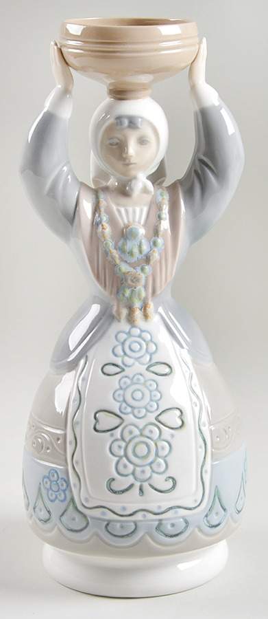 Shepherd and Shepherdess Shepherdess W/Traditional Dress - Boxed by Lladro-1
