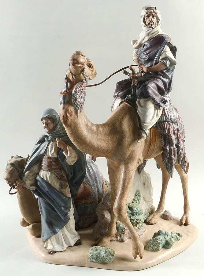 Eastern Influence Desert People - Boxed by Lladro-1