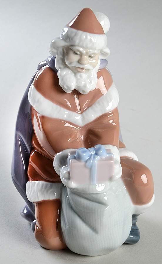 Santas A Gift From Santa - Boxed by Lladro-1