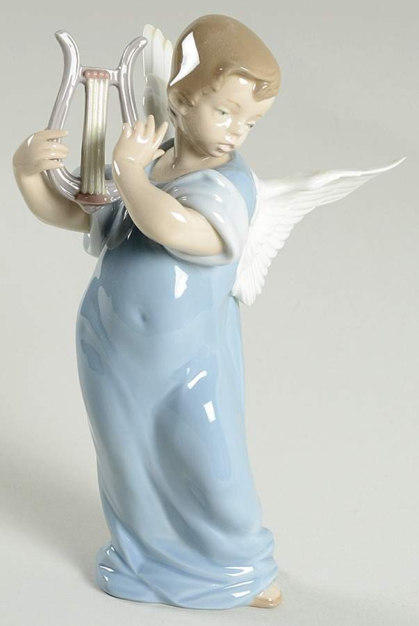 Angels and Cherubs Angel With Lyre - With Box 53 by Lladro-1