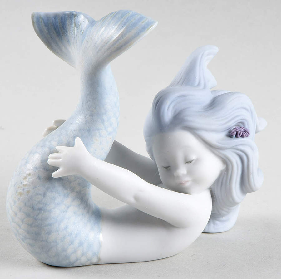 Young Girls Playing At Sea - Boxed by Lladro-1