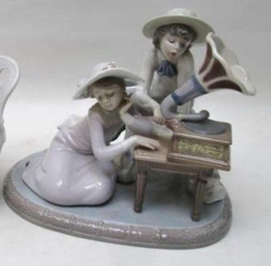 Musical Music Time - Boxed by Lladro-1