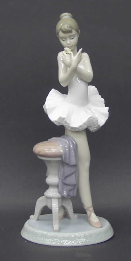 Dance Perfect Performance - No Box by Lladro-1