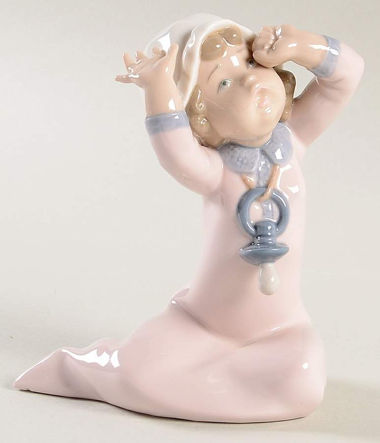 Baby Group Baby With Pacifier Yawning - Boxed by Lladro-1