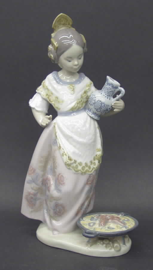 Valencian Making Paella - Boxed by Lladro-1