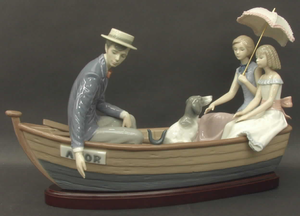 Romance (Couples) Love Boat - No Box by Lladro-1
