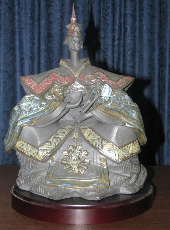 Asian Inspiration Emperor With Base - No Box by Lladro-1