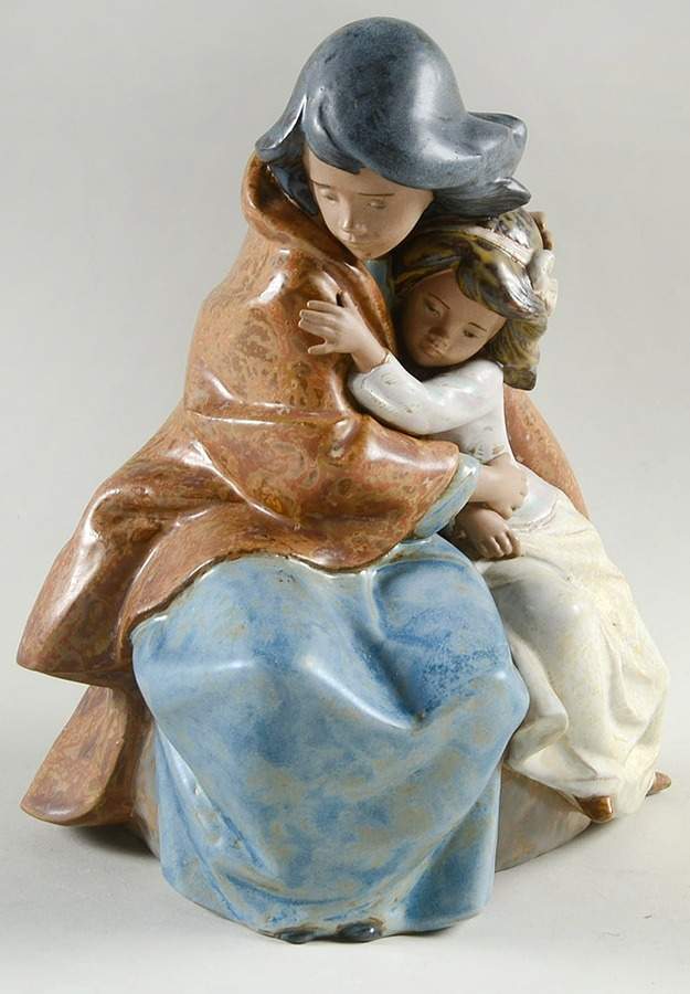 Brothers and Sisters Sisterly Love - No Box by Lladro-1