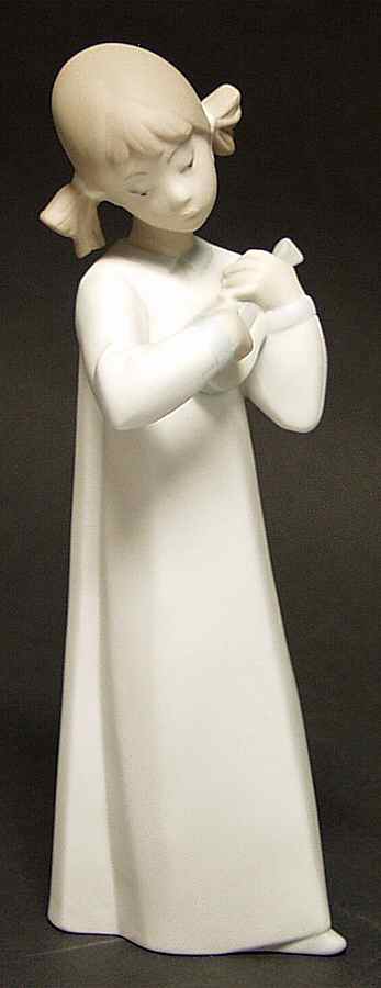 Children in Nightshirts Girl With Guitar - No Box by Lladro-1